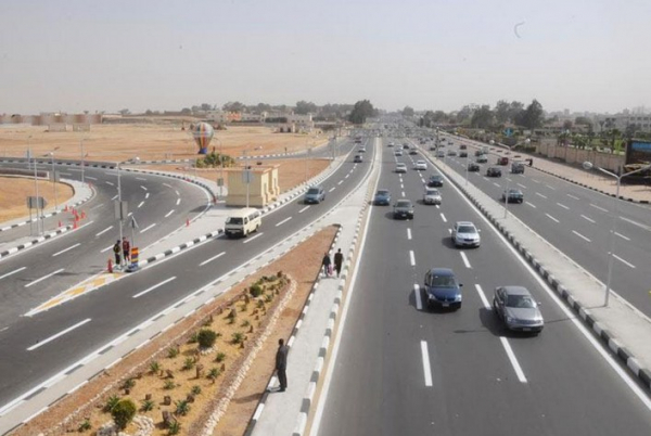 Туристы начали добираться до Шарм-эль-Шейха по новой дороге