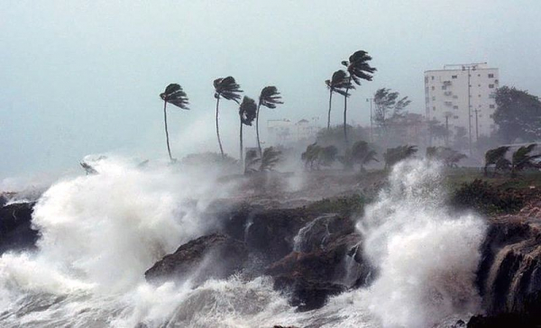 Ураган Мария опустошил Пуэрто-Рико, теперь его ждут в Доминикане: эвакуировано 4000 туристов