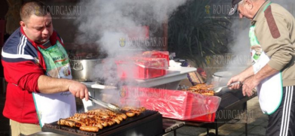 В Кошарице прошел очередной фестиваль домашней колбасы — суджук