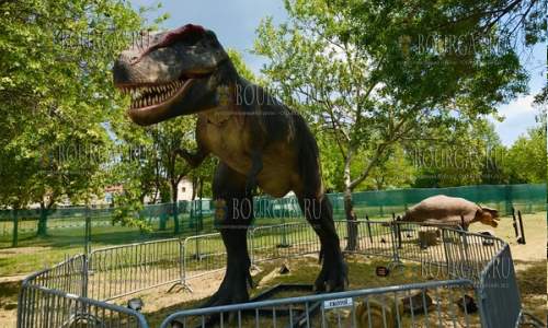 Динозавры в Морском саду Бургаса