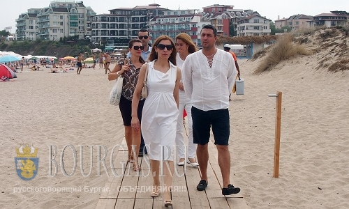 Ангелкова посетила пляж курорта Лозенец в Бургасской области