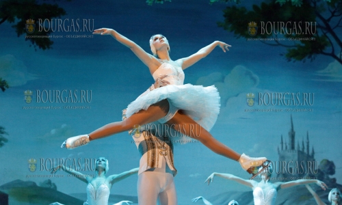 Санкт-Петербургский государственный балет на льду с успехом выступает в Болгарии