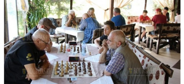 «Шах фест» — собрал в Добринище любителей шахмат со всей Болгарии