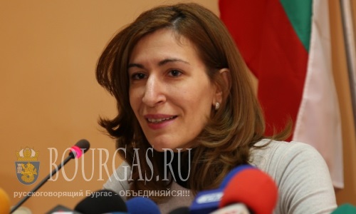 Николина Ангелкова заявила о росте числа иностранных туристов