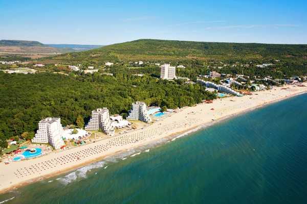 
				Спрос на летние туры в Болгарию в РФ вырос вдвое			