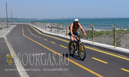 Велосипедная дорожка соединяет Солнечный берег с Кошарицей