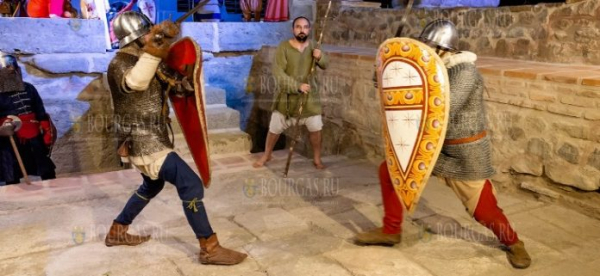 В предстоящий уик-энд в «АКВЕ КАЛИДЕ» пройдет средневековый боевой турнир