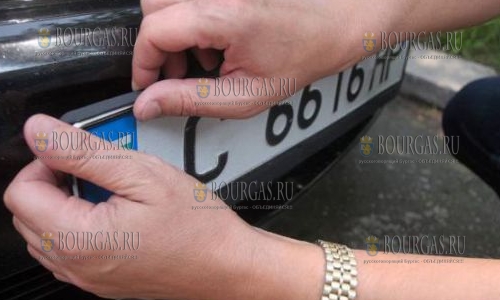 Водители в Болгарии пока не осознали, к чему приводит «снятие номерных знаков».