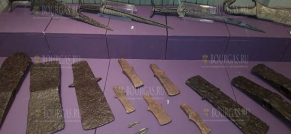 На выставке в Русе археологи впервые показали оружие древних фракийцев