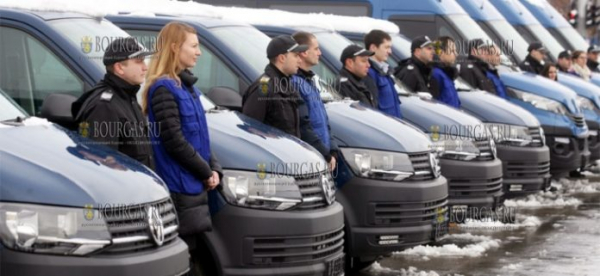 МВД Болгарии получит 13 микроавтобусов