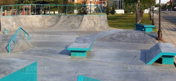 В Поморие открылся скейт-парк