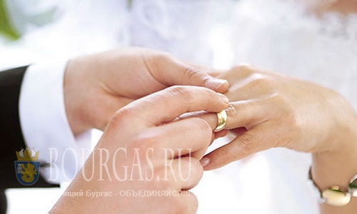 Около 80% свадеб в Болгарии были отменены из-за COVID-19