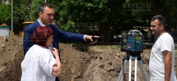 В Бургасе реконструируют детские площадки в 3-х муниципальных школах
