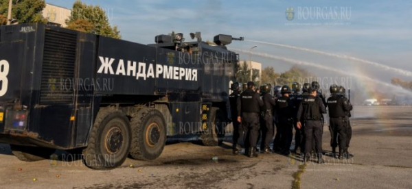 В Болгарии проходит встреча жандармов из 11 стран