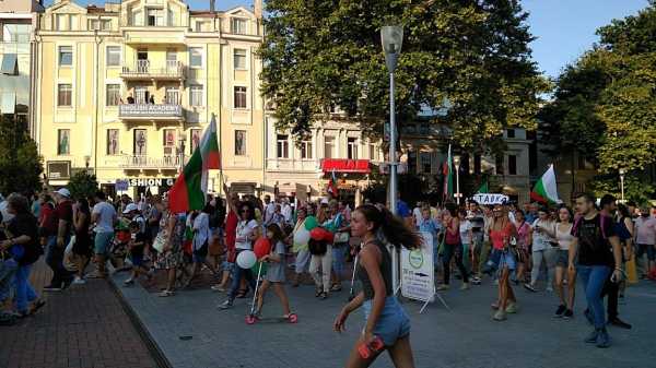Политический кризис в Болгарии нарастает