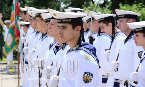 В Болгарии на 235 морских офицеров стало больше