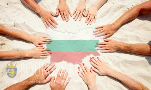 В Болгарию на отдых сегодня прибыли около 40 туристов из Венгрии