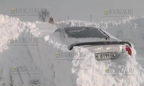 В Болгарии в сугробе нашли авто