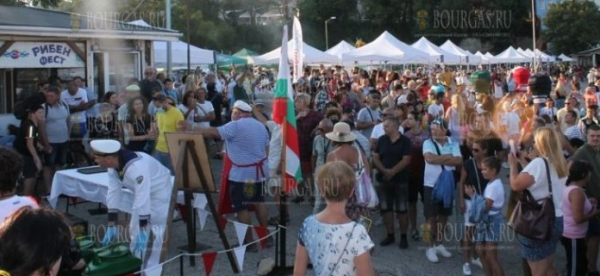 Более 20 000 человек пришли в прошедшие выходные на РыбныйФест в Царево