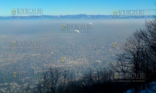Крупные города Болгарии снова оказались в плену смога