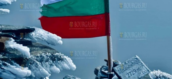 Сегодня ночью в Болгарии выпал первый снег