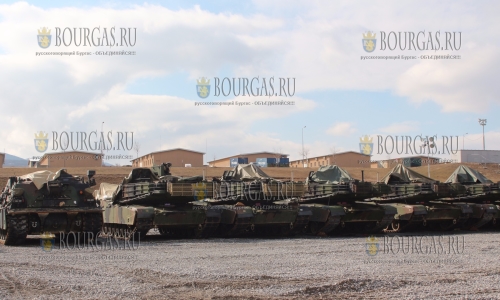 Американская военная техника прибыла на полигон Ново Село