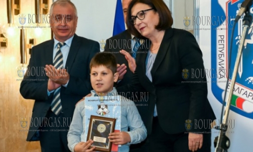 Болгарский школьник получил награду «Полицейский года 2016»