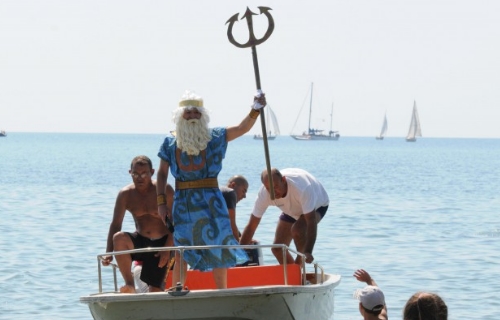 День Нептуна прошел на Пляже Бургаса…