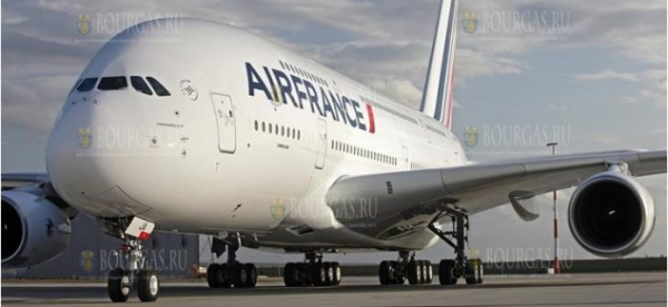 Самолет Air France, следовавший по маршруту Париж-Дели, сел в Софии