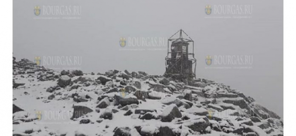 На днях в горах Болгарии шел снег