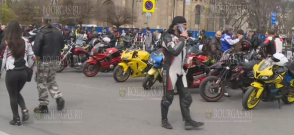 Мотоциклисты открыли мото-сезон в Варне