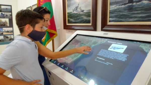 
				Военно-морской музей представляет: Цифровую карту наших подводных сокровищ и 3D голограммы затонувших кораблей			