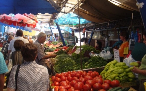Рынок в Бургасе у училища «П.Р.Славейков»