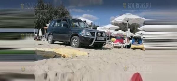 Водитель на авто решил покатушки на пляже в Кранево
