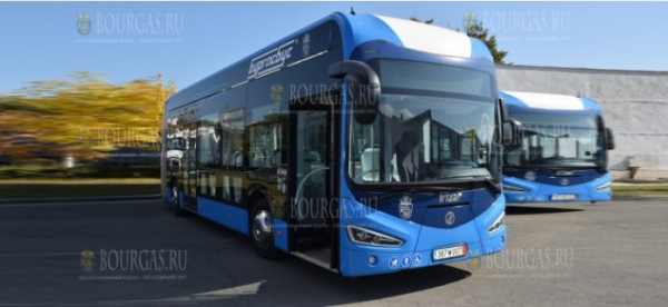 В Бургасе представили новые электробусы