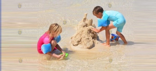 В Албене проводится конкурс фигурок из песка