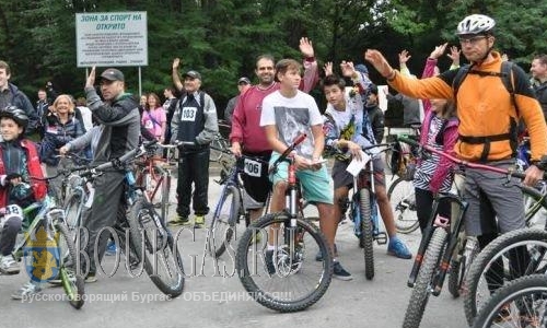 В Болгарии призывают пересесть на велосипед