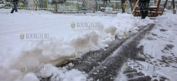 В Варне выпал первый снег (ВИДЕО:)