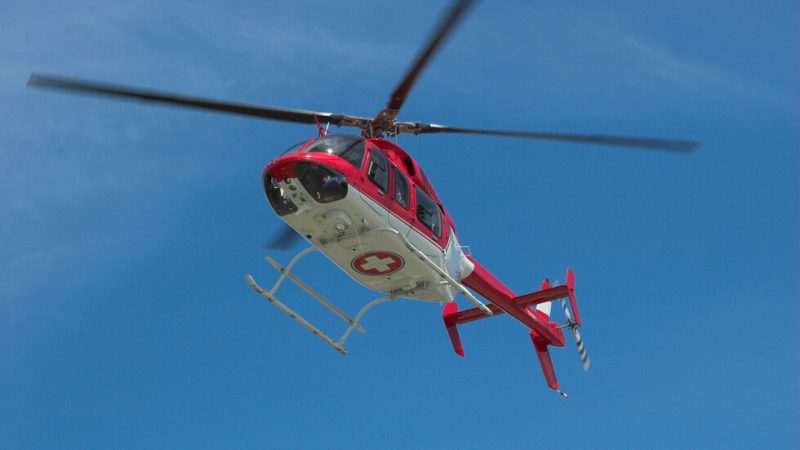 Минздрав набирает врачей и медсестер для вертолётной скорой помощи