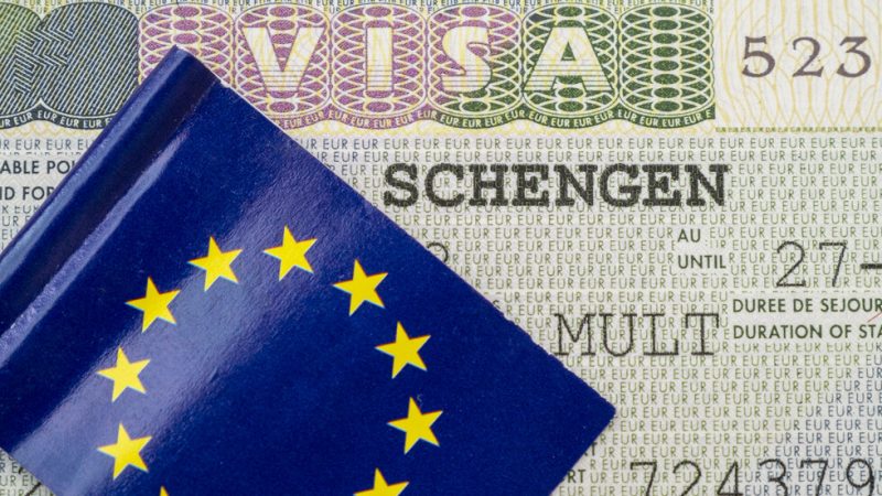Австрия отвергла призыв председателя Еврокомиссии снять вето на вхождение Болгарии и Румынии в Шенген